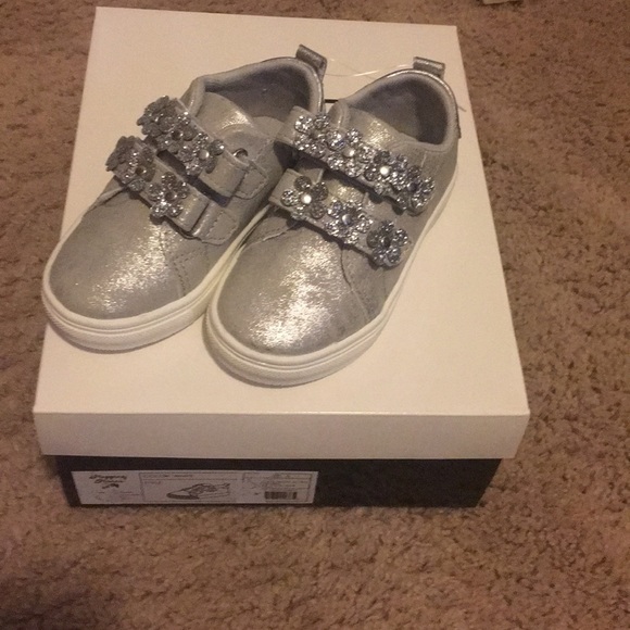 Nicole Miller Other - NWT Grey flower gym shoe Never used